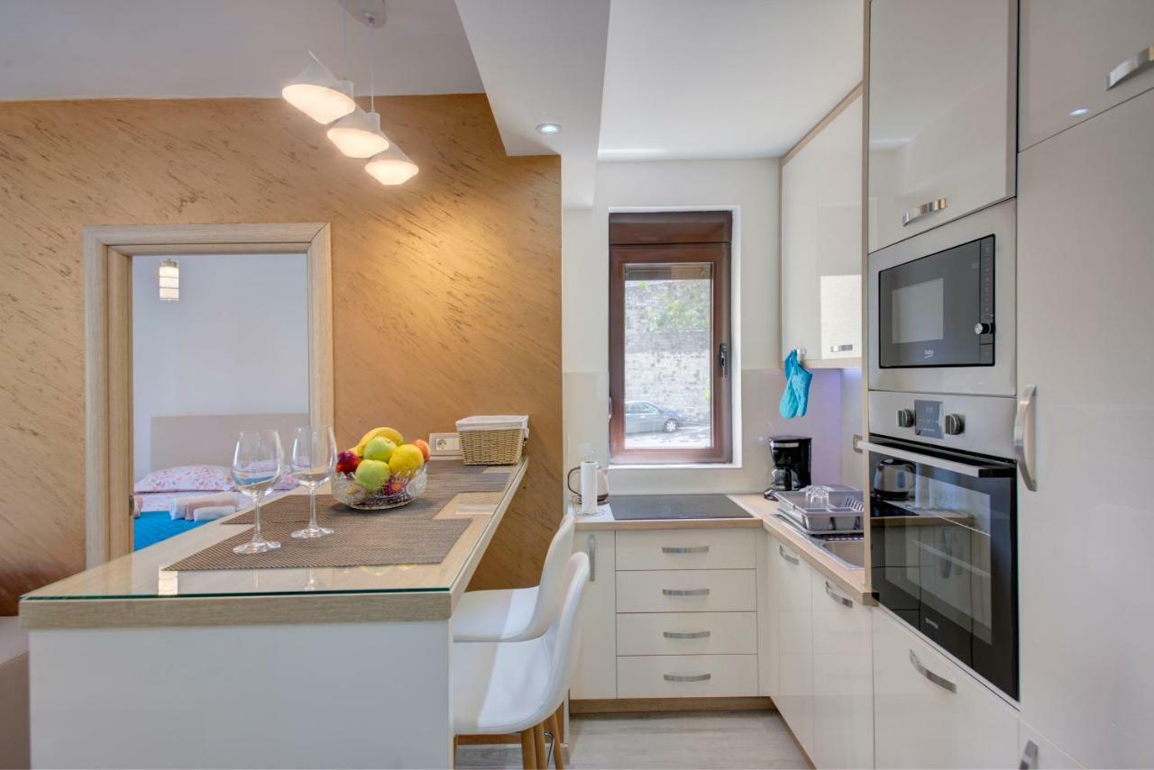 Medusa Apartment